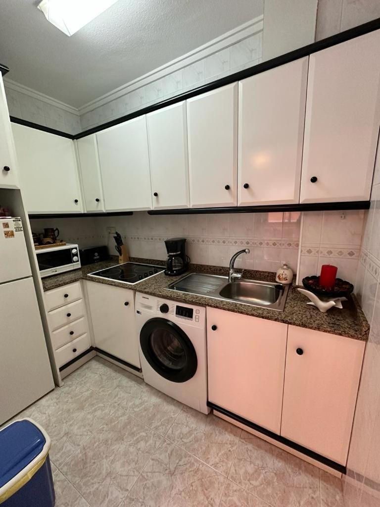 Torrevieja Precioso Apto En Calle San Pascual Con Piscina Cerca De Todos Los Servicios Luaran gambar