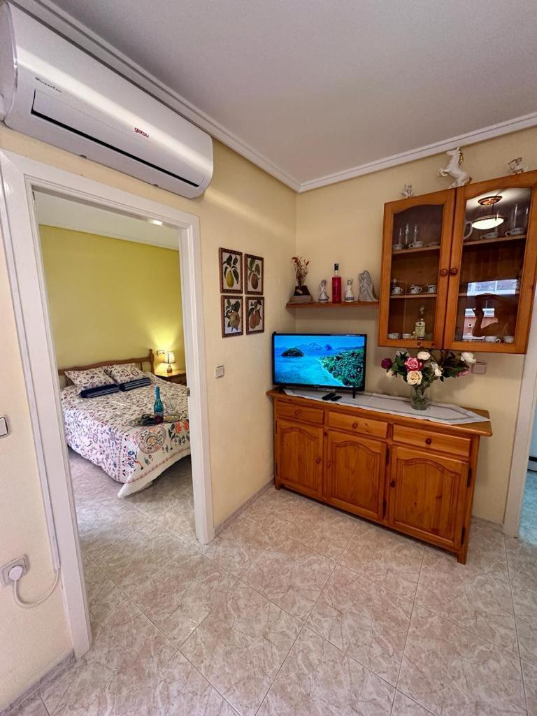 Torrevieja Precioso Apto En Calle San Pascual Con Piscina Cerca De Todos Los Servicios Luaran gambar